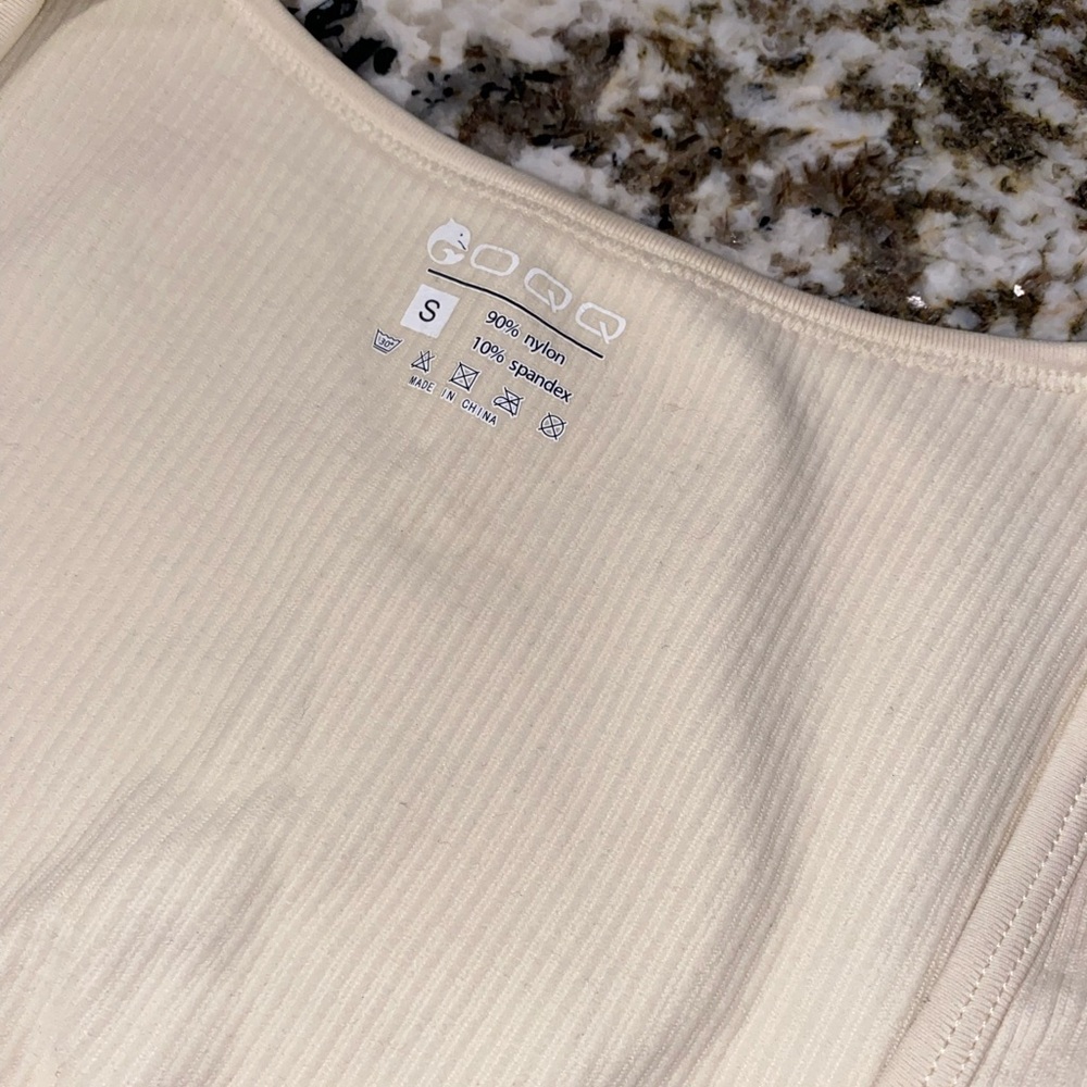 Romper - Picture 5 of 7